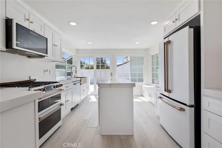 3572 Carmel Avenue, Irvine, California 92606