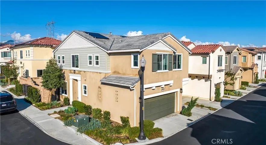 5593 Siracusa Way, Fontana, California 92336