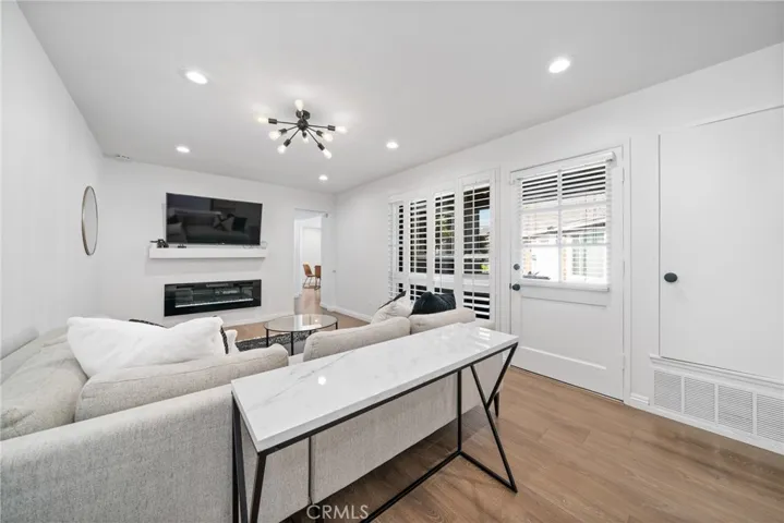 2340 Richmond Way, Costa Mesa, California 92626