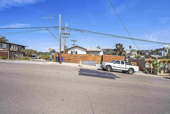 2565 Columbia Street, San Diego, California 92103