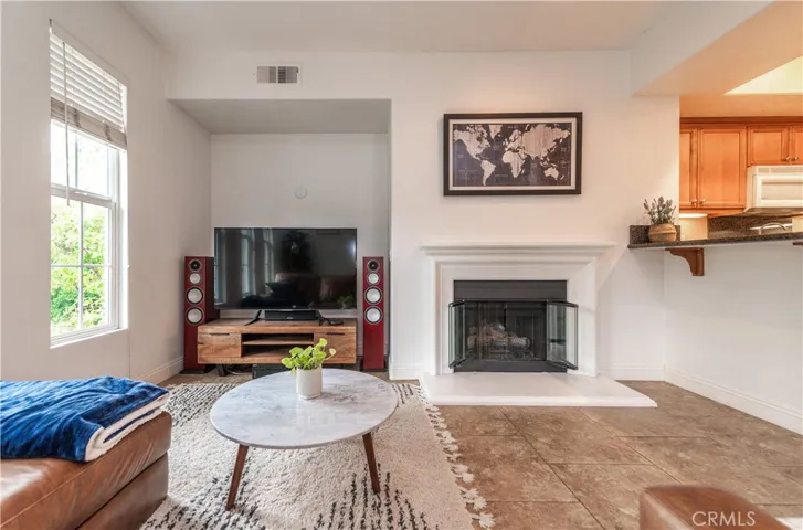 51 Duet, Irvine, California 92603