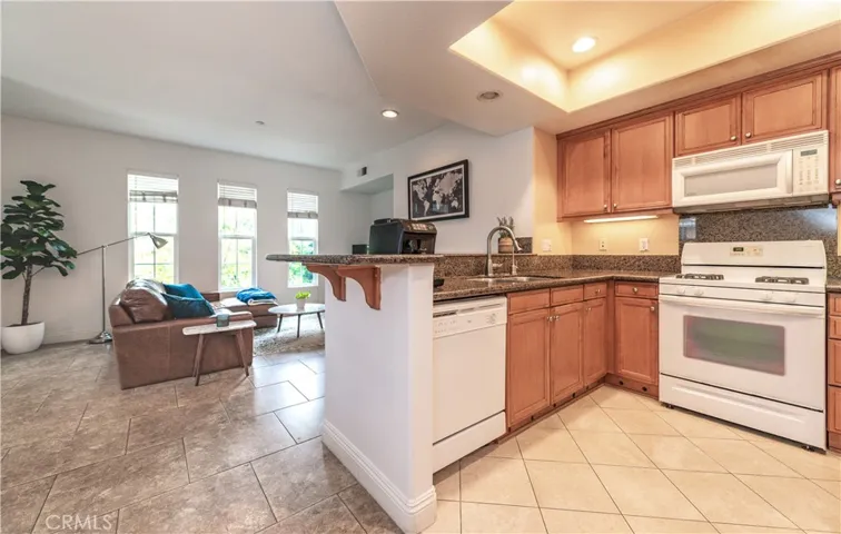 51 Duet, Irvine, California 92603