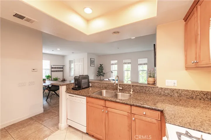 51 Duet, Irvine, California 92603