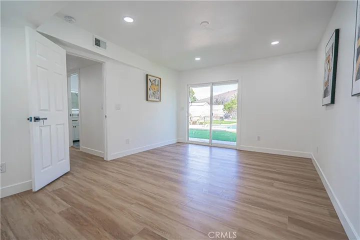 #1 Bedroom Suite with Pool View - Downstairs