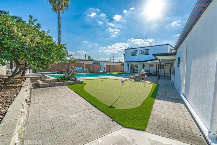 Mini Golf / Putting Green