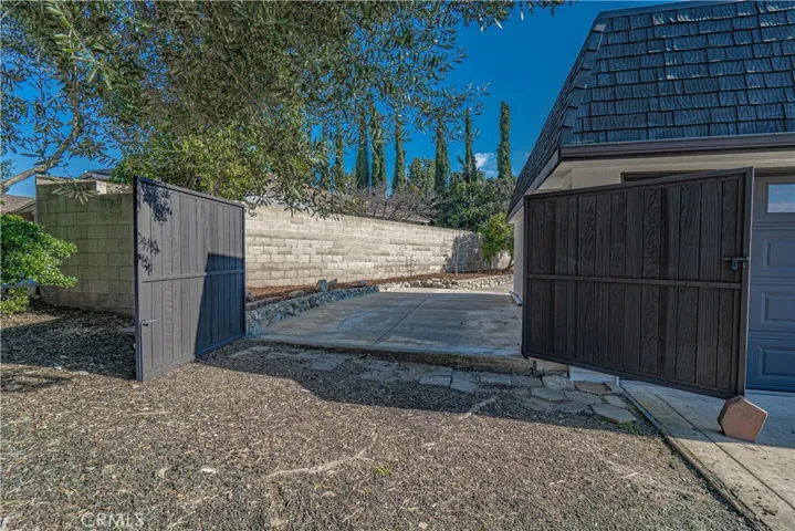 Driveway / RV Parking