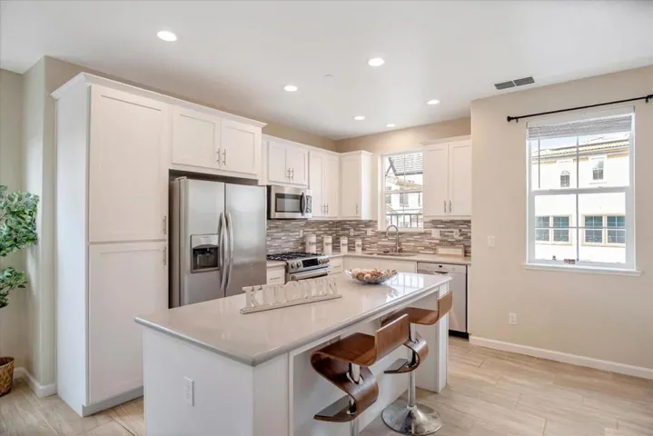 26528 Ashland Court, Hayward, California 94542
