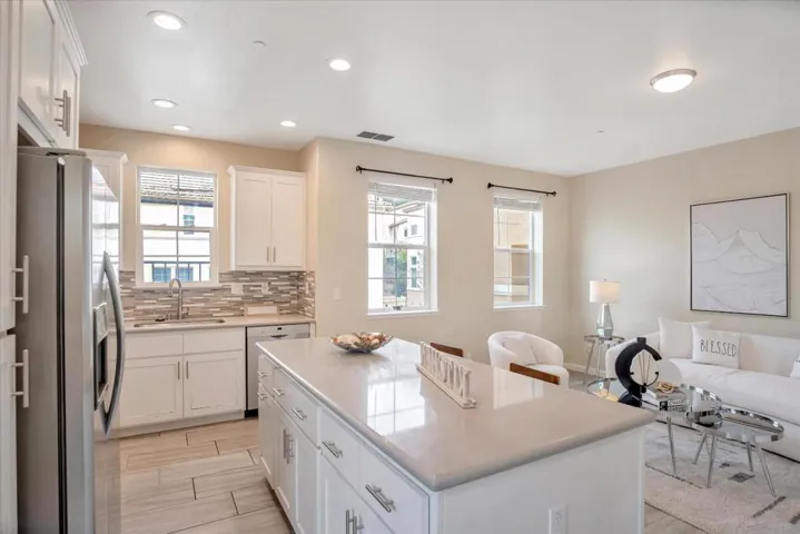 26528 Ashland Court, Hayward, California 94542