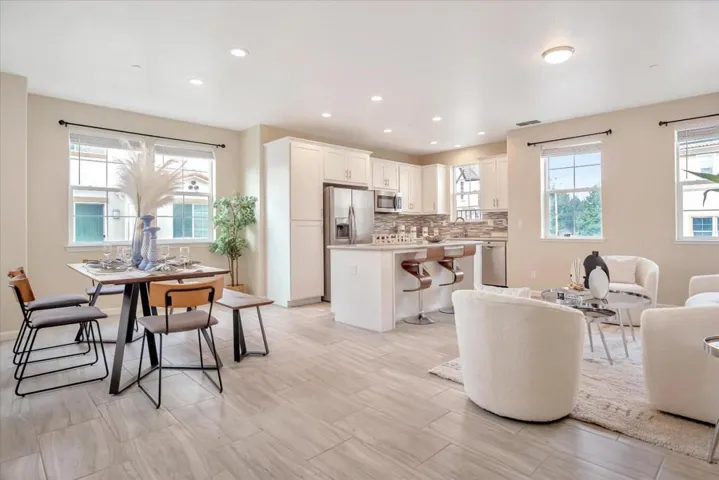 26528 Ashland Court, Hayward, California 94542