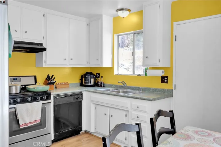 2405 Fir Drive, Arrowbear, California 92382