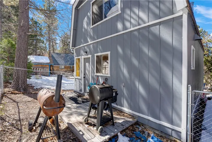 2405 Fir Drive, Arrowbear, California 92382