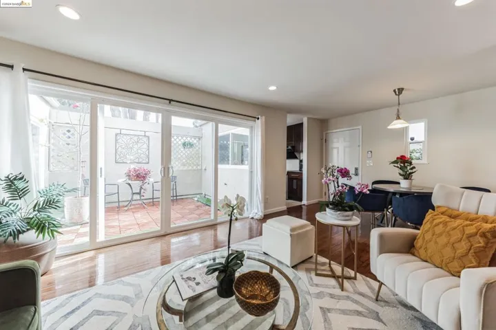 1919 Alameda De Las Pulgas 86, San Mateo, California 94403