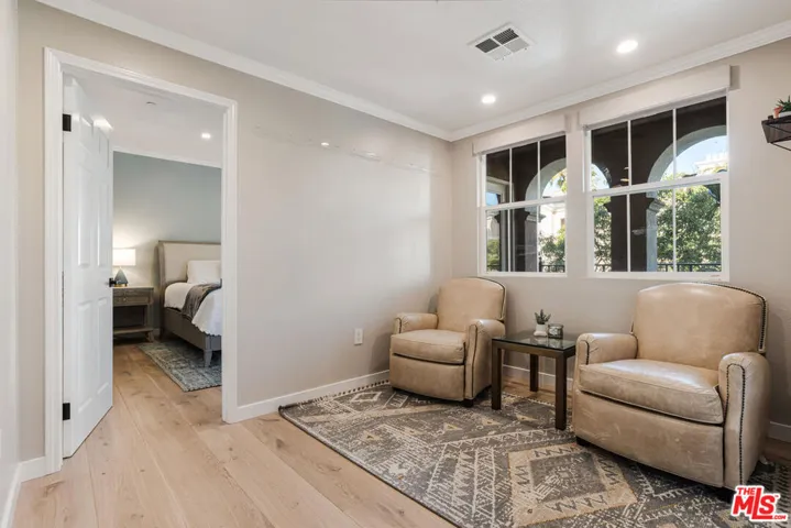 13080 Pacific Promenade 407, Playa Vista, California 90094