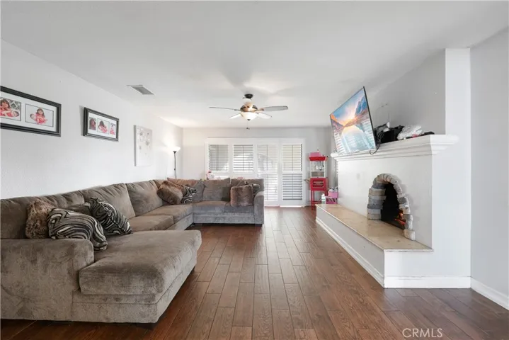 19991 Mariposa Avenue, Riverside, California 92508