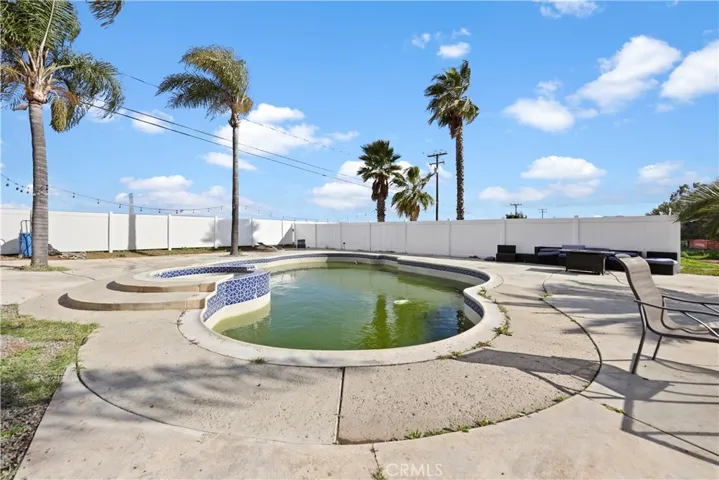 19991 Mariposa Avenue, Riverside, California 92508