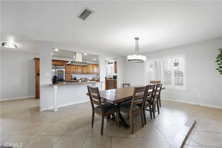 19991 Mariposa Avenue, Riverside, California 92508