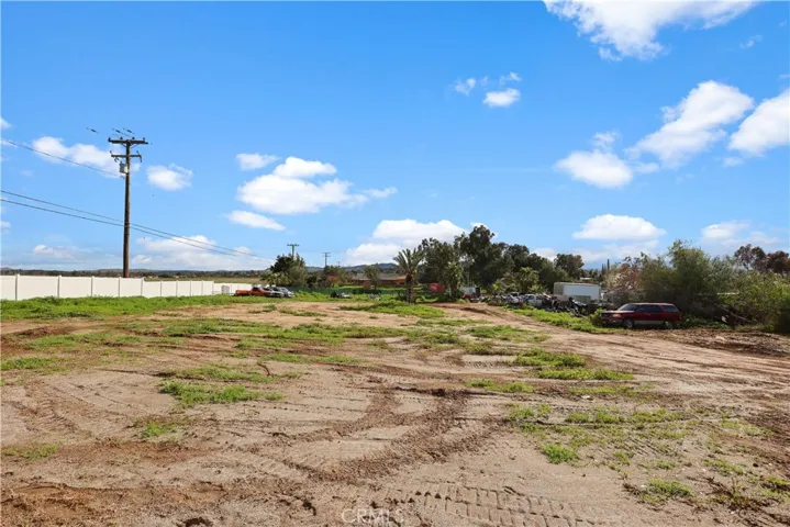 19991 Mariposa Avenue, Riverside, California 92508