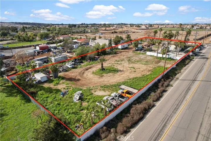 19991 Mariposa Avenue, Riverside, California 92508