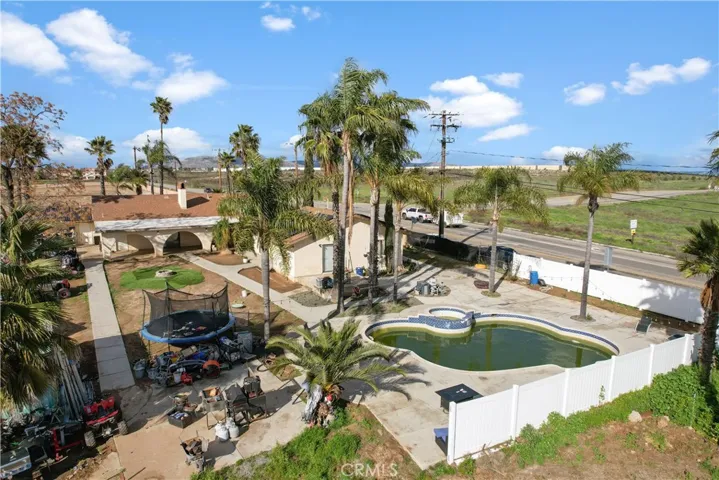 19991 Mariposa Avenue, Riverside, California 92508