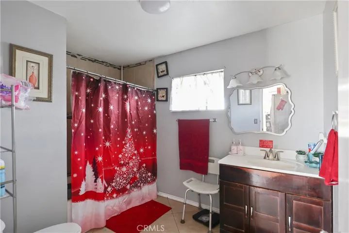 19991 Mariposa Avenue, Riverside, California 92508