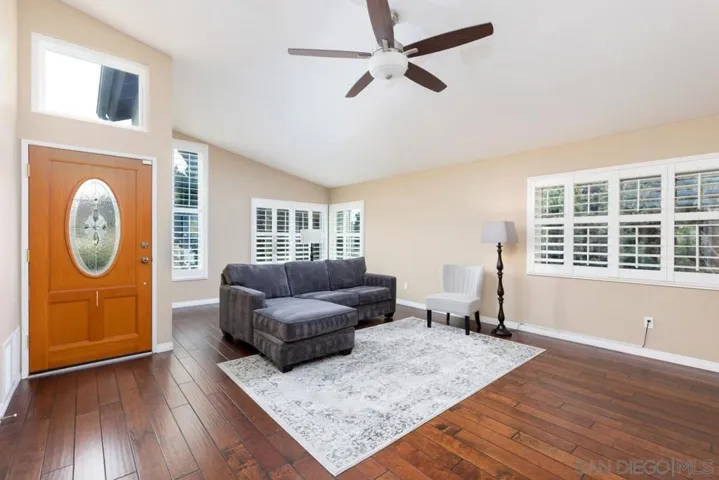 3583 Durham Circle, Oceanside, California 92056
