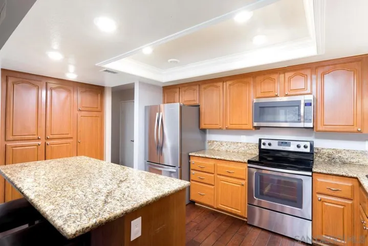 3583 Durham Circle, Oceanside, California 92056