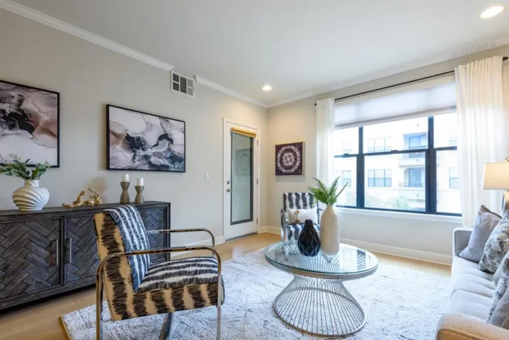 1001 Laurel Street 214, San Carlos, California 94070