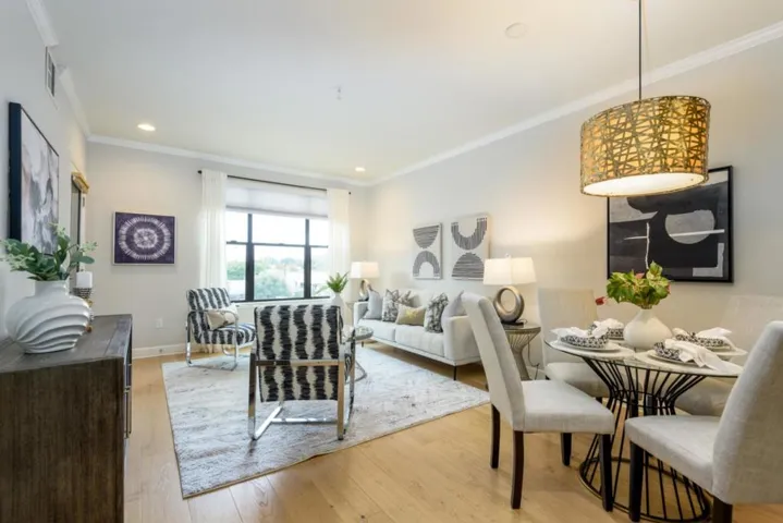 1001 Laurel Street 214, San Carlos, California 94070