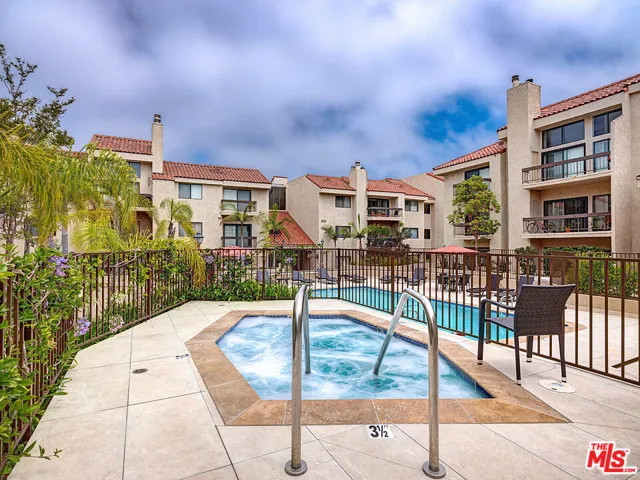 8180 Manitoba Street 257, Playa Del Rey, California 90293