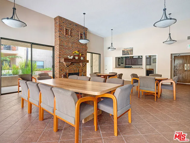 8180 Manitoba Street 257, Playa Del Rey, California 90293