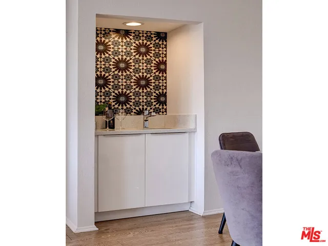 8180 Manitoba Street 257, Playa Del Rey, California 90293