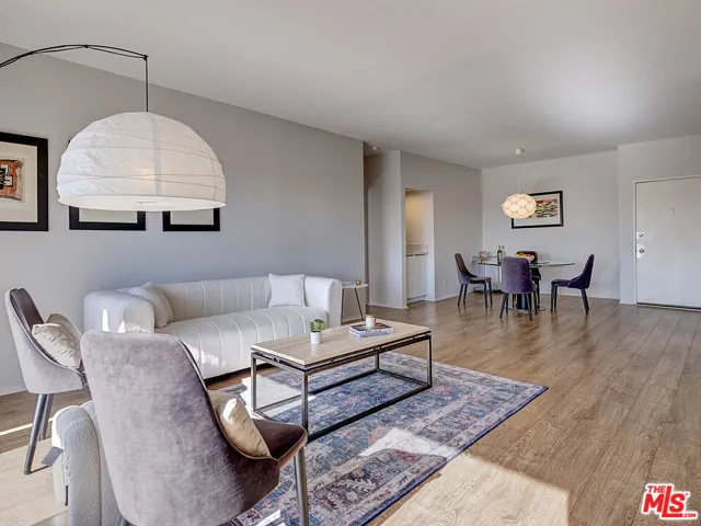 8180 Manitoba Street 257, Playa Del Rey, California 90293