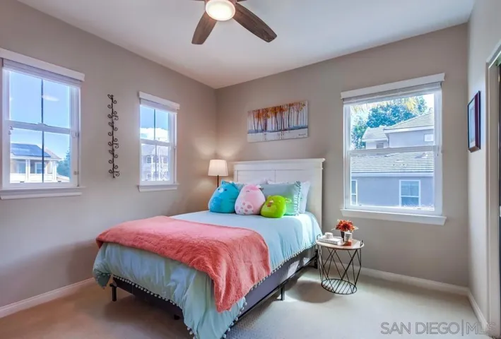 1156 Via Vera Cruz, San Marcos, California 92078