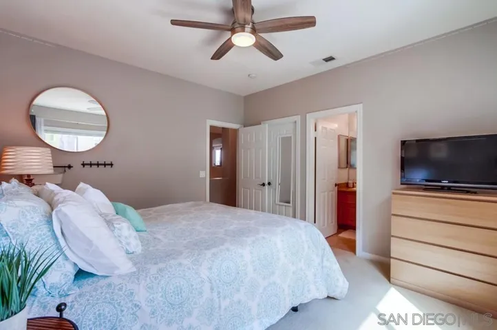 1156 Via Vera Cruz, San Marcos, California 92078