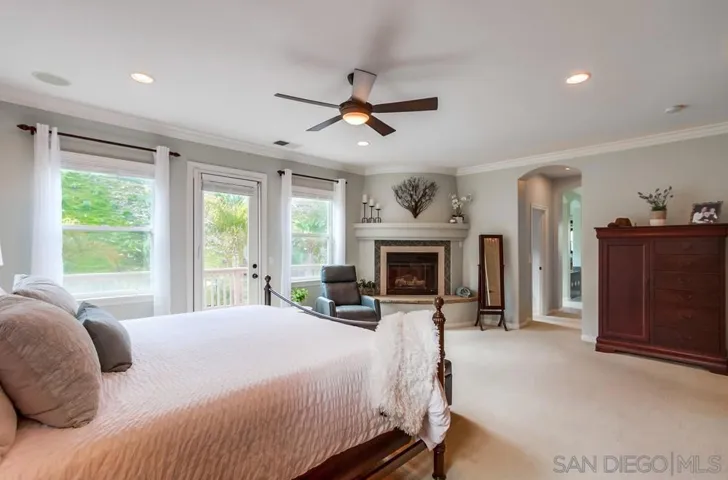 1156 Via Vera Cruz, San Marcos, California 92078