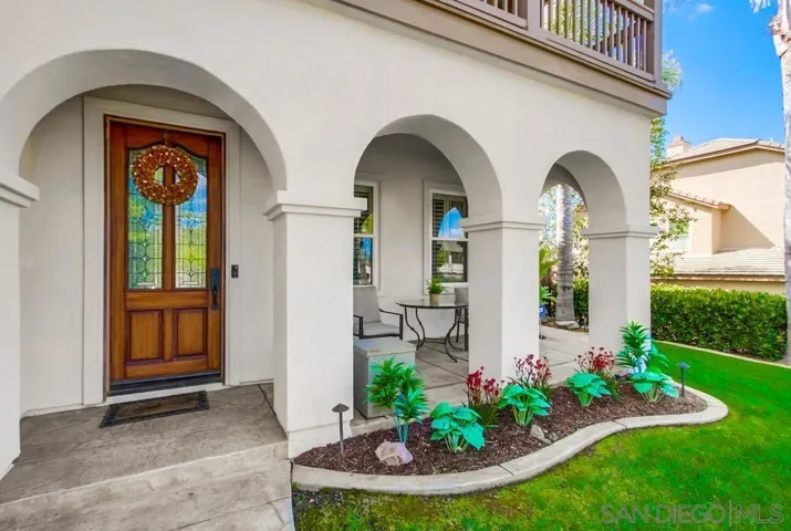 1156 Via Vera Cruz, San Marcos, California 92078