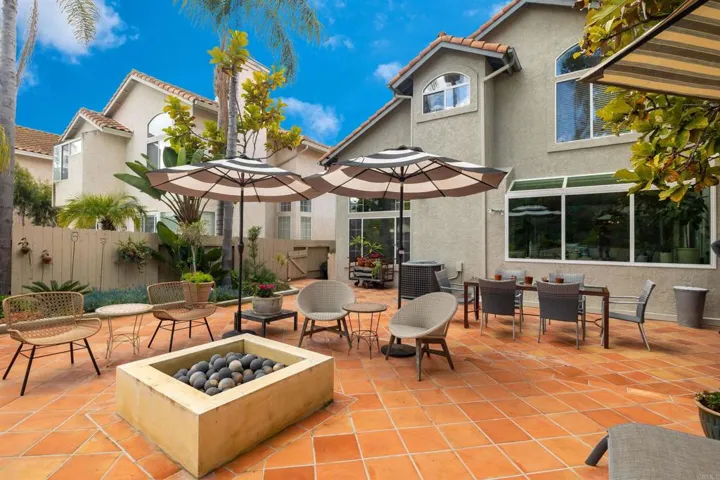 1568 Via Botero, Oceanside, California 92056