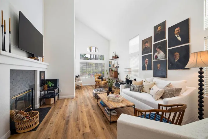 1568 Via Botero, Oceanside, California 92056