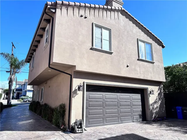 2718 Carnegie Lane A, Redondo Beach, California 90278