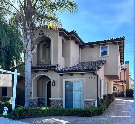 2718 Carnegie Lane A, Redondo Beach, California 90278