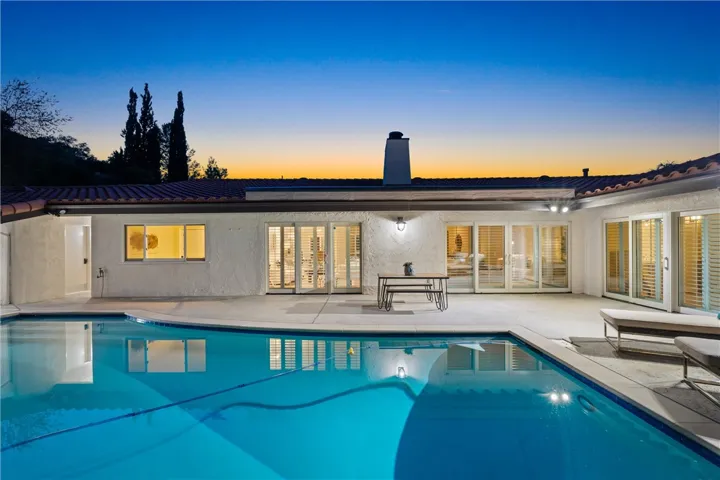 4108 Monet Avenue, Woodland Hills, California 91364