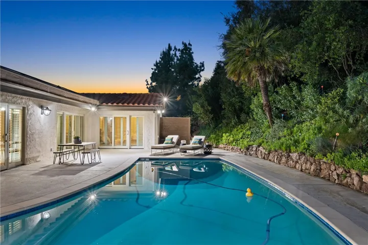 4108 Monet Avenue, Woodland Hills, California 91364