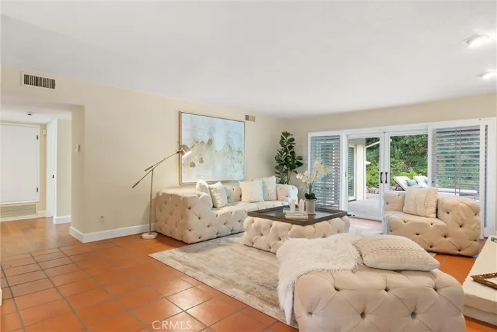 4108 Monet Avenue, Woodland Hills, California 91364