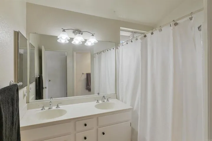 2414 Pimlico Place, Alpine, California 91901