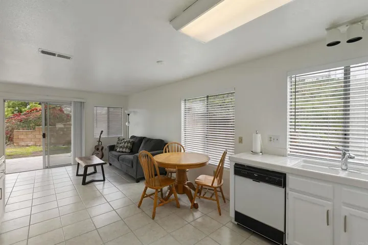 2414 Pimlico Place, Alpine, California 91901