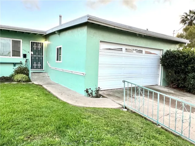 4927 Lakiba Palmer Avenue, San Diego, California 92102