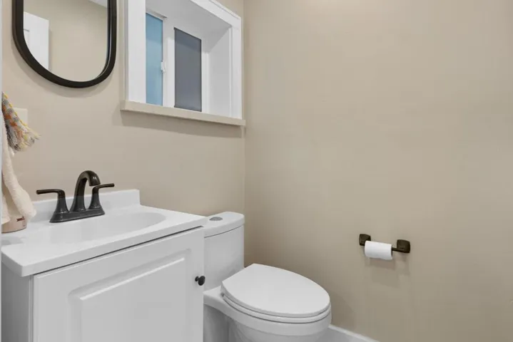 210 Santa Clara Avenue, Redwood City, California 94061