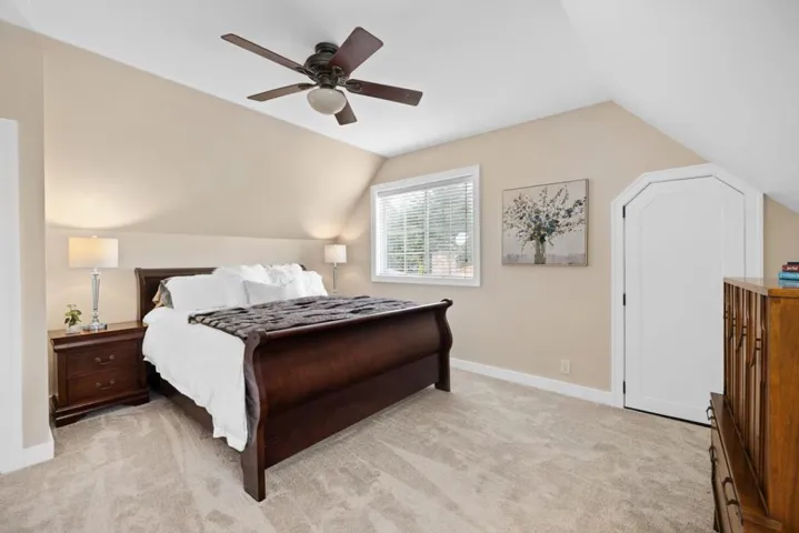 210 Santa Clara Avenue, Redwood City, California 94061