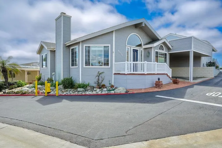 6533 Easy Street, Carlsbad, California 92011