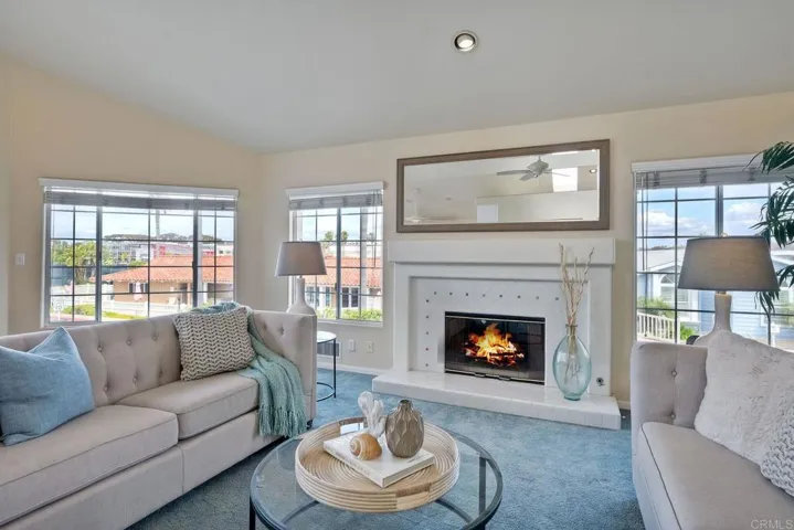 6533 Easy Street, Carlsbad, California 92011